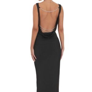 Black Backless Gown with Scoop Neck and Sleeveless Design